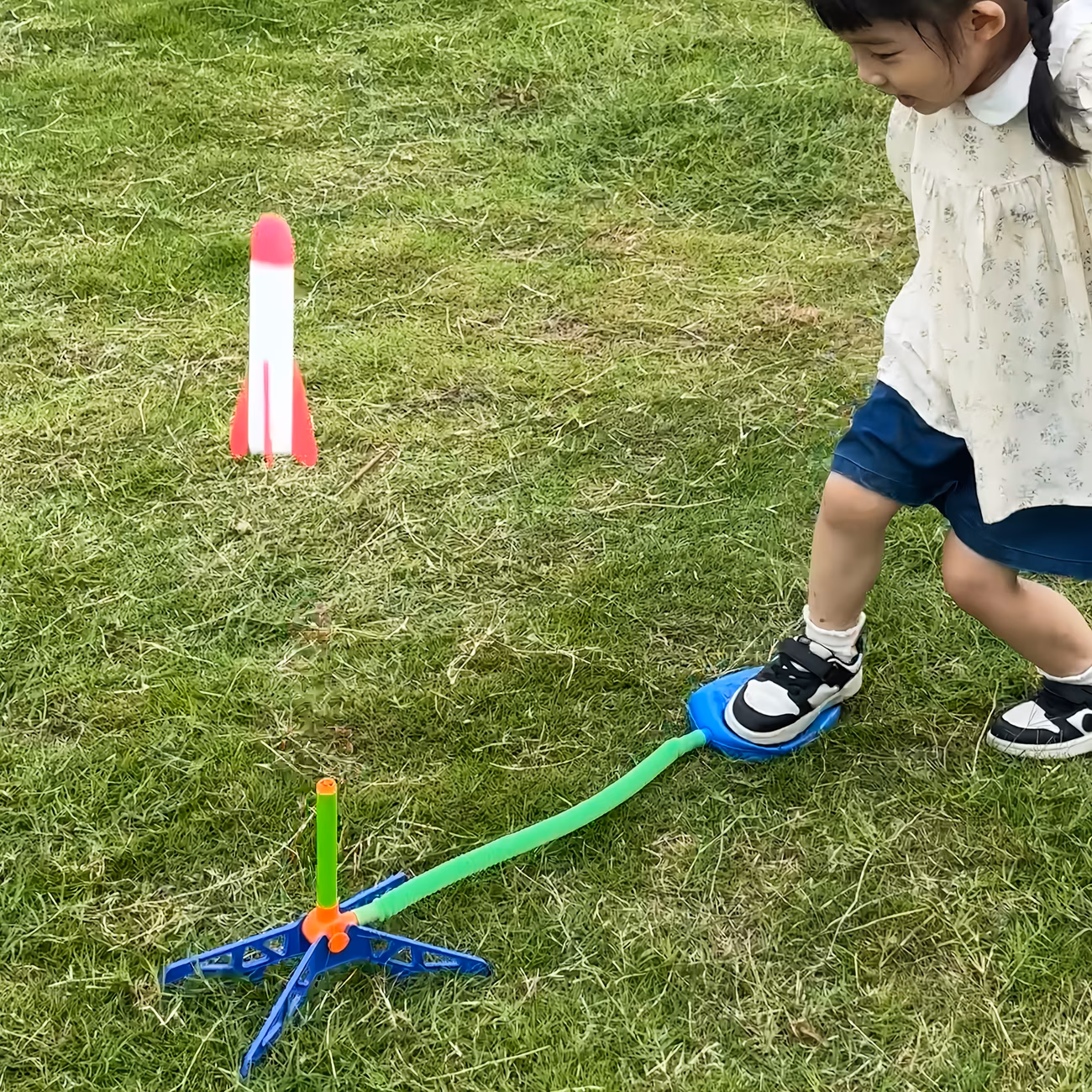 Foot Pump Rocket Launcher Toy for Kids — view 5